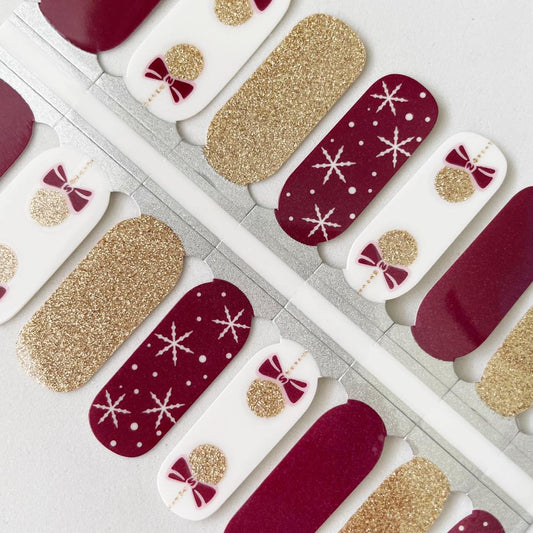 Seasons Greetings // Nail Polish Strips