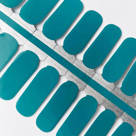 The Teal Deal // Nail Polish Strips